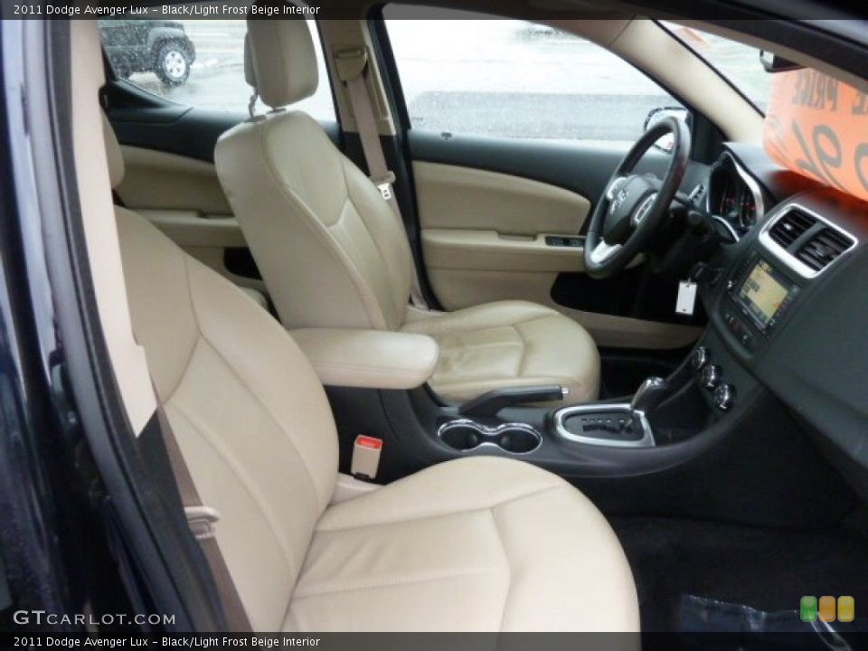 Black/Light Frost Beige Interior Photo for the 2011 Dodge Avenger Lux #59752148
