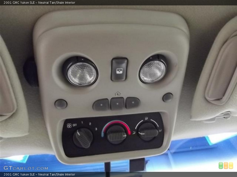 Neutral Tan/Shale Interior Controls for the 2001 GMC Yukon SLE #59753333