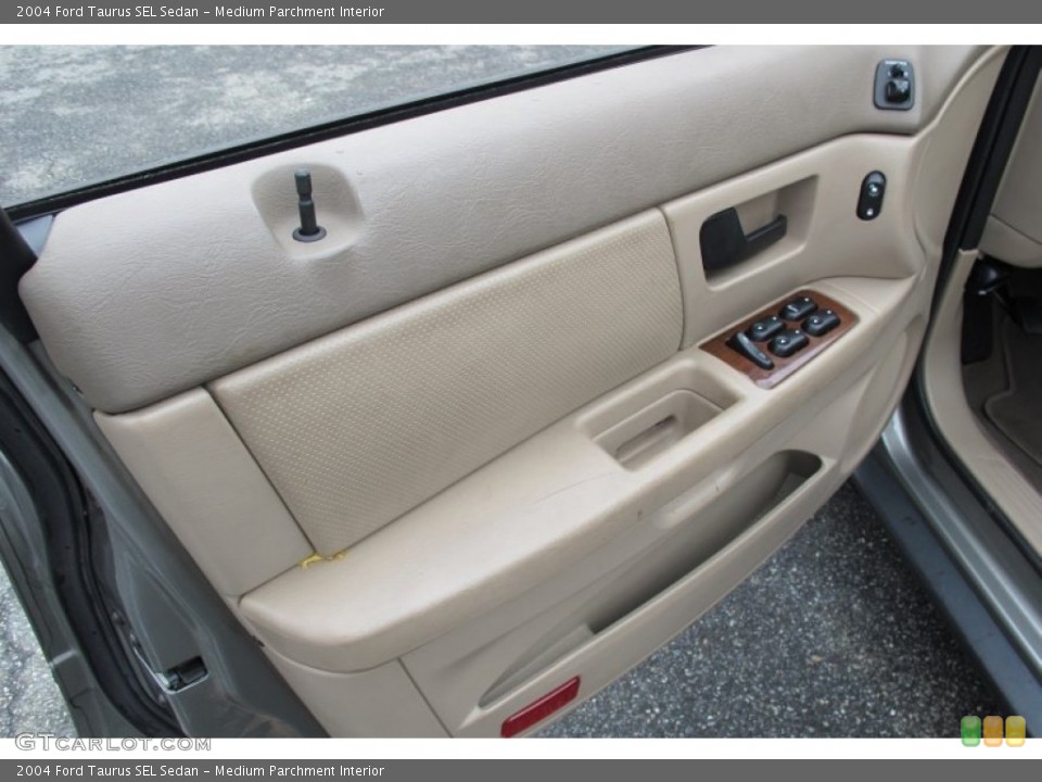 Medium Parchment Interior Door Panel for the 2004 Ford Taurus SEL Sedan #59760071