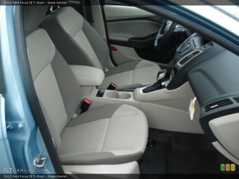 Stone Interior Photo for the 2012 Ford Focus SE 5-Door #59764685