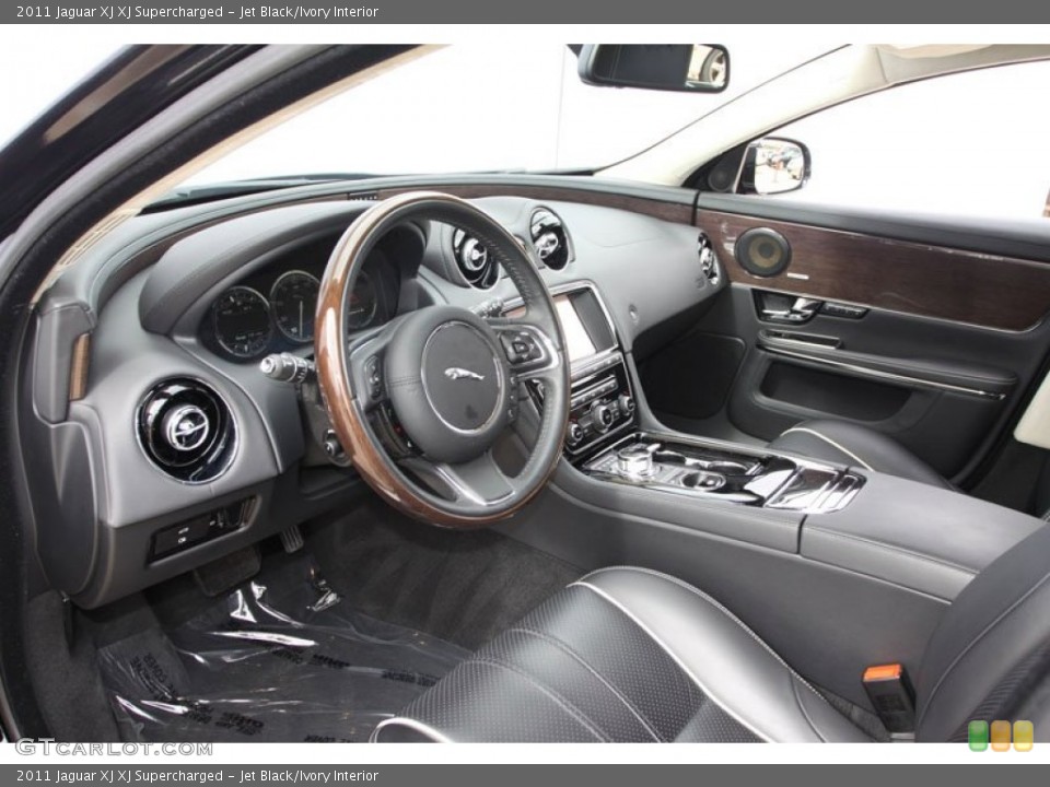 Jet Black/Ivory Interior Photo for the 2011 Jaguar XJ XJ Supercharged #59766974