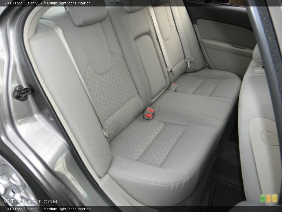 Medium Light Stone Interior Photo for the 2010 Ford Fusion SE #59767228