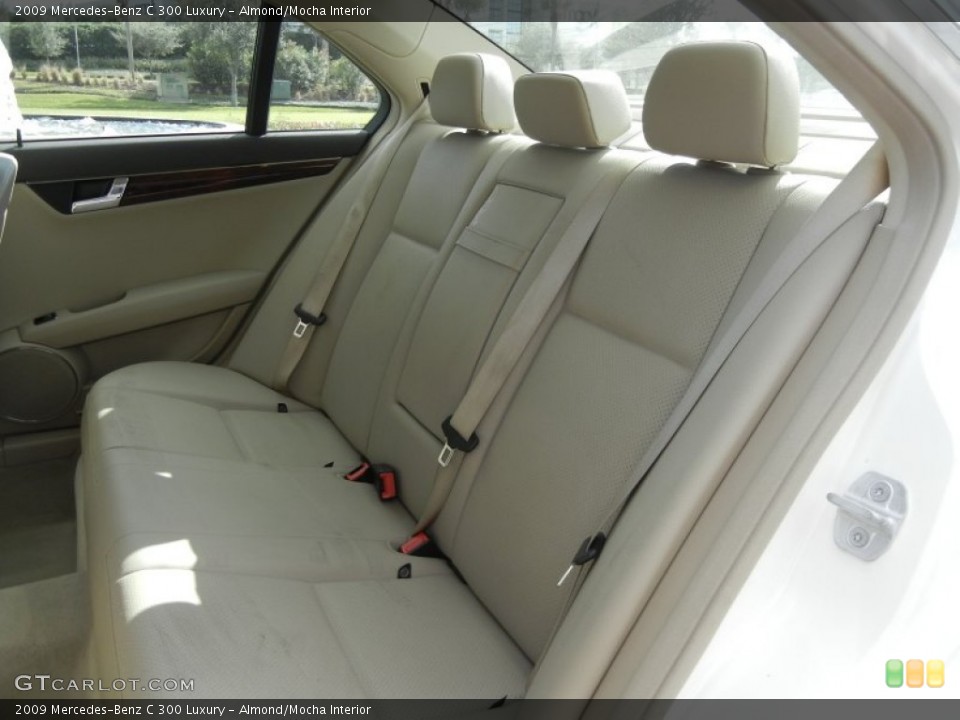 Almond/Mocha Interior Photo for the 2009 Mercedes-Benz C 300 Luxury #59768239