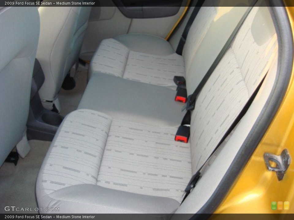 Medium Stone Interior Photo for the 2009 Ford Focus SE Sedan #59769317