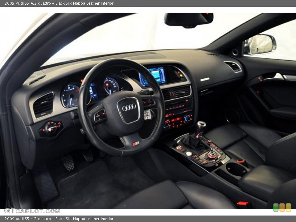 Black Silk Nappa Leather Interior Dashboard for the 2009 Audi S5 4.2 quattro #59770157