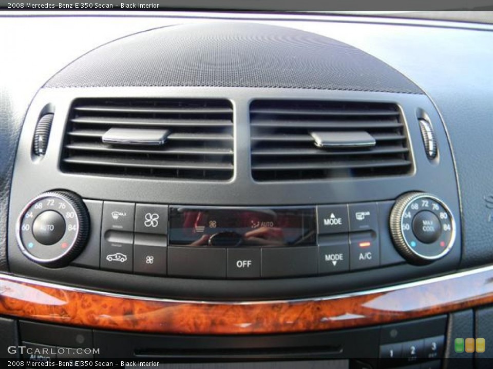 Black Interior Controls for the 2008 Mercedes-Benz E 350 Sedan #59783273