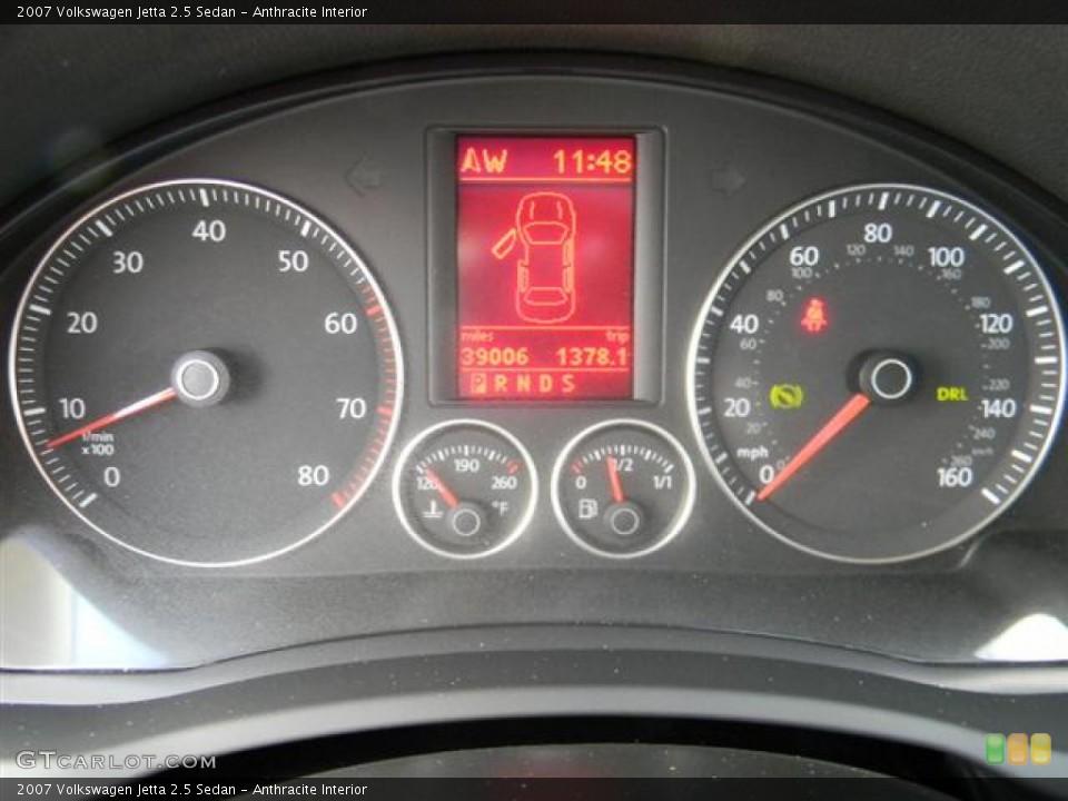 Anthracite Interior Gauges for the 2007 Volkswagen Jetta 2.5 Sedan #59784369