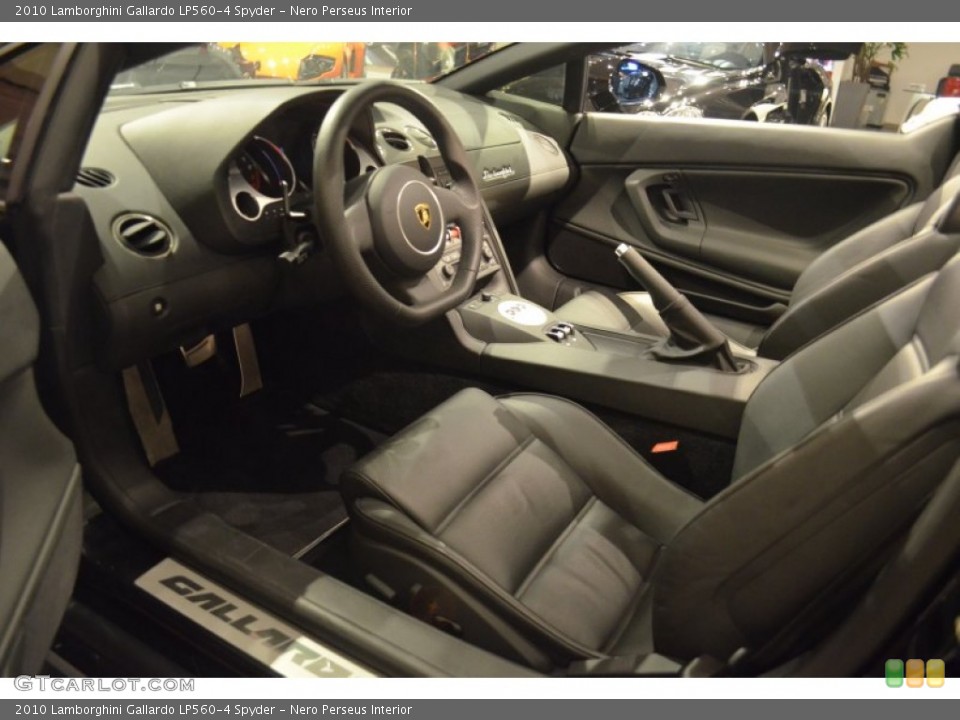 Nero Perseus Interior Photo for the 2010 Lamborghini Gallardo LP560-4 Spyder #59795453