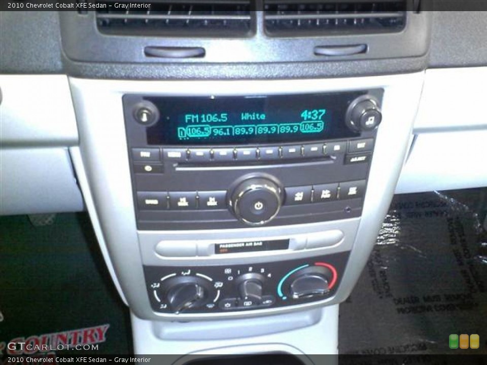 Gray Interior Controls for the 2010 Chevrolet Cobalt XFE Sedan #59796134