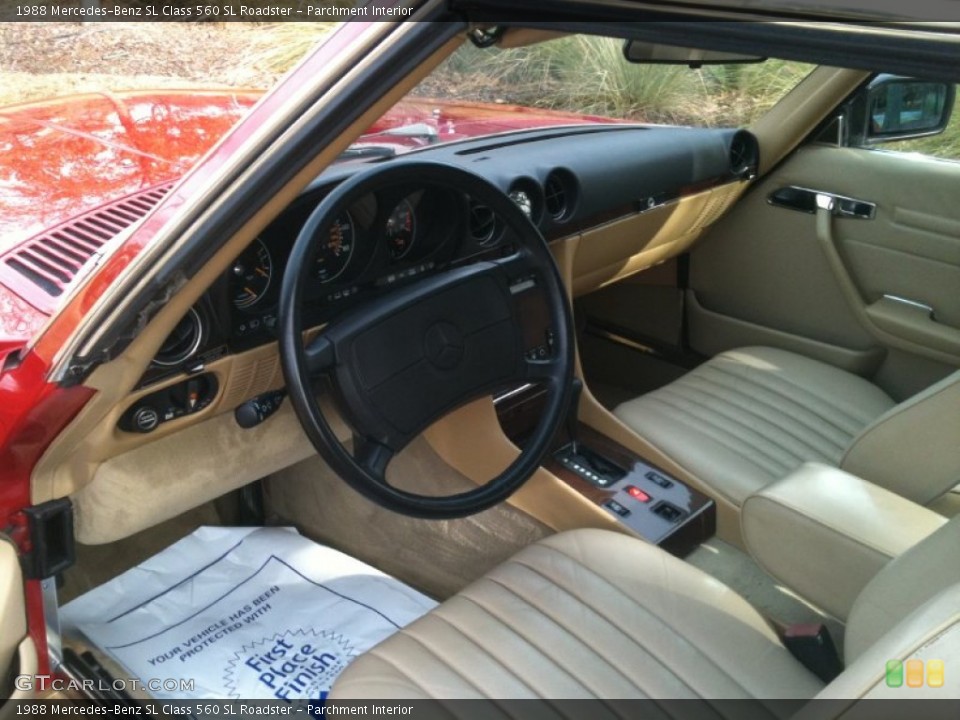 Parchment Interior Photo for the 1988 Mercedes-Benz SL Class 560 SL Roadster #59818496