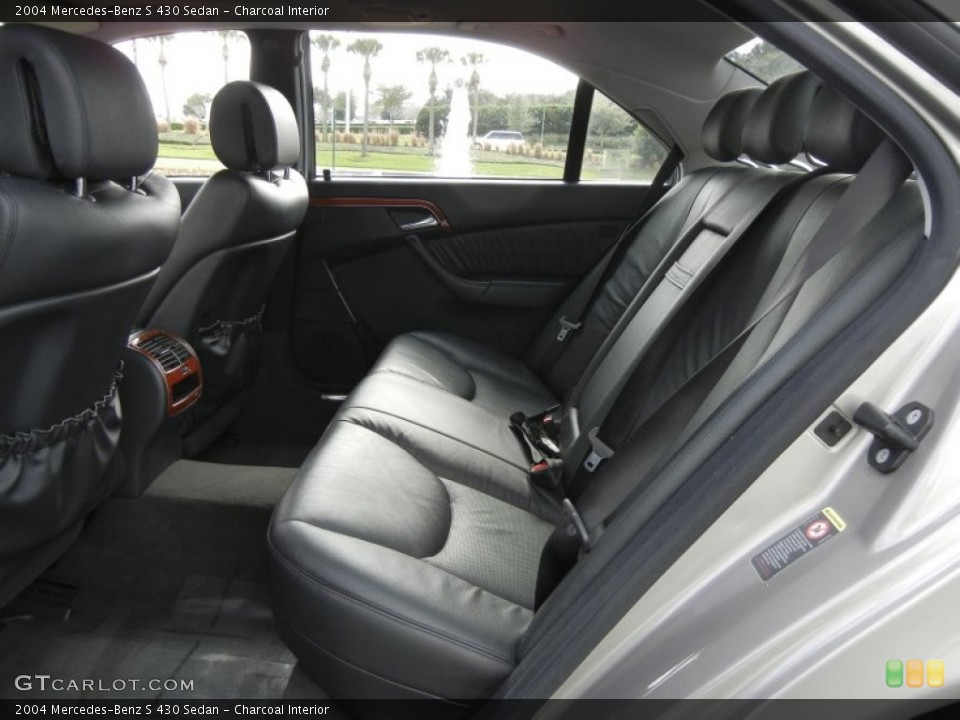Charcoal Interior Photo for the 2004 Mercedes-Benz S 430 Sedan #59822770
