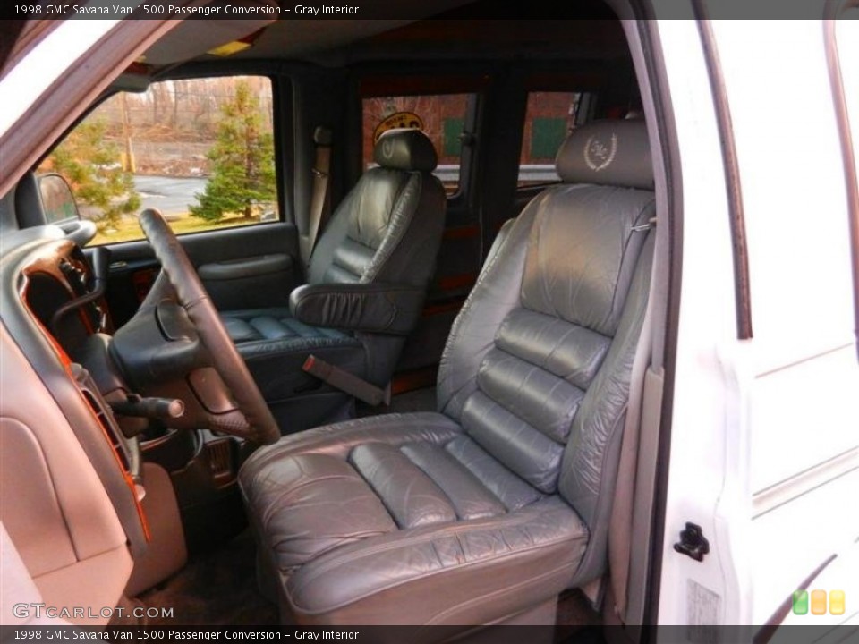 Gray Interior Photo for the 1998 GMC Savana Van 1500 Passenger Conversion #59831541