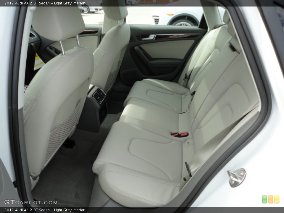 Light Gray Interior Photo for the 2012 Audi A4 2.0T Sedan #59833659