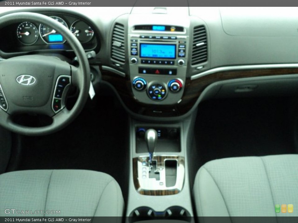 Gray Interior Dashboard for the 2011 Hyundai Santa Fe GLS AWD #59838765