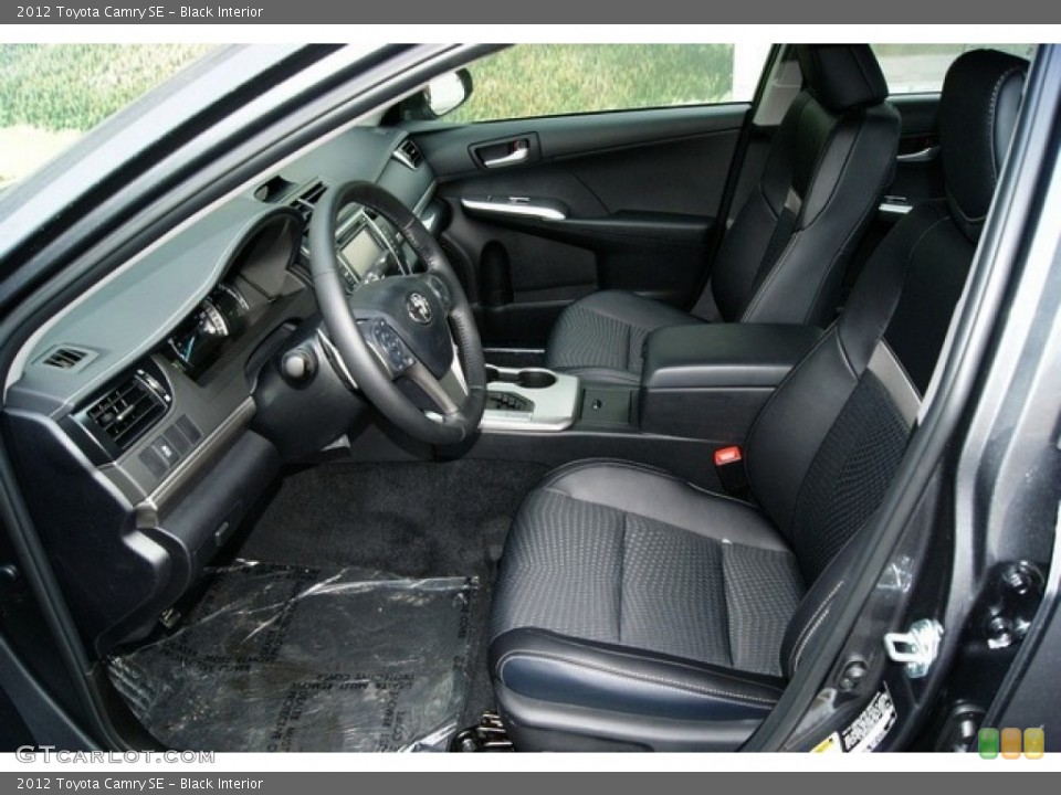 Black Interior Photo for the 2012 Toyota Camry SE #59839853