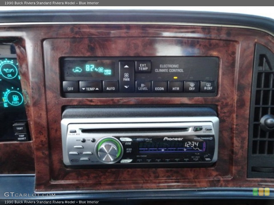 Blue Interior Controls for the 1990 Buick Riviera  #59841522
