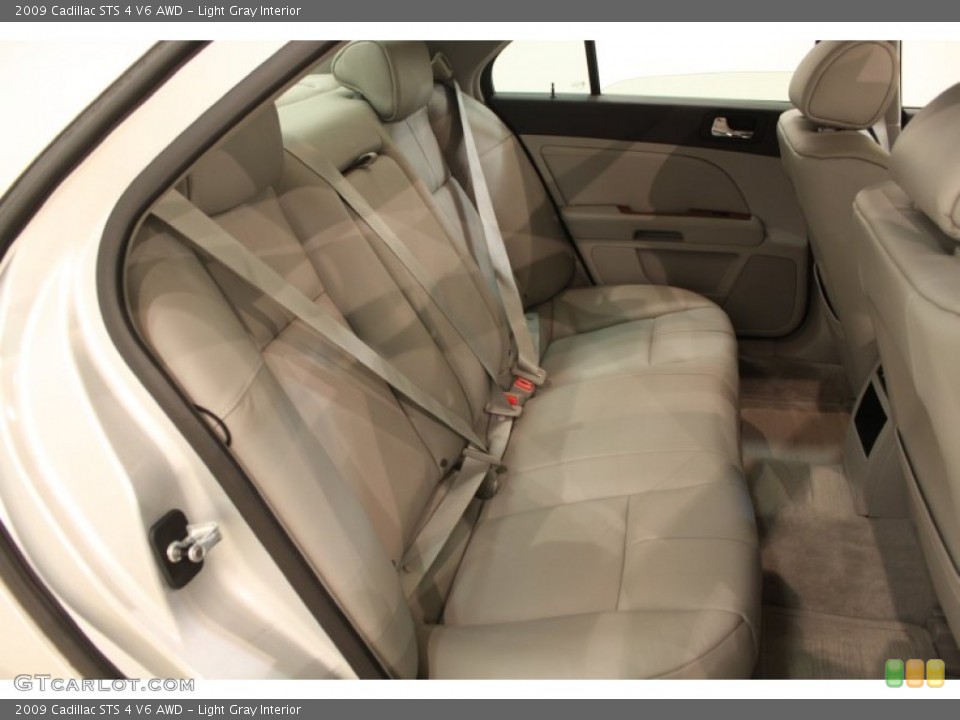 Light Gray Interior Photo for the 2009 Cadillac STS 4 V6 AWD #59848498