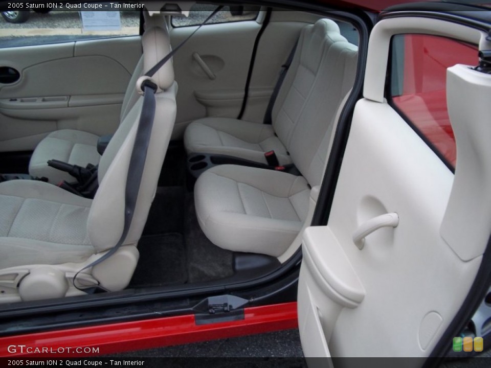 Tan Interior Photo for the 2005 Saturn ION 2 Quad Coupe #59866941