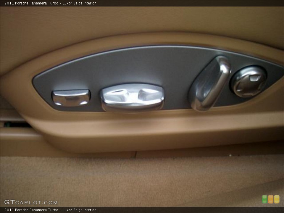 Luxor Beige Interior Controls for the 2011 Porsche Panamera Turbo #59872424