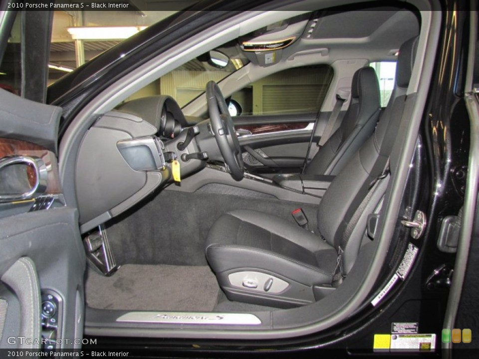 Black Interior Photo for the 2010 Porsche Panamera S #59874110