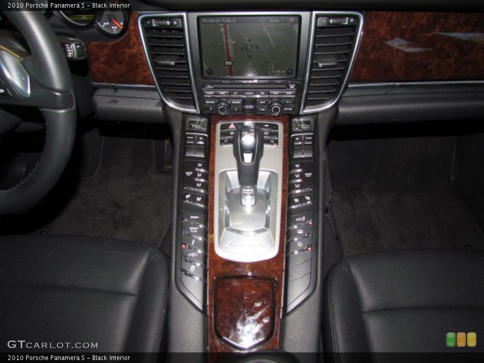 Black Interior Controls for the 2010 Porsche Panamera S #59874185