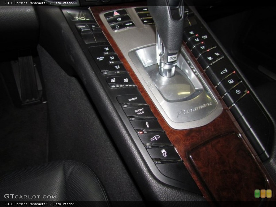 Black Interior Controls for the 2010 Porsche Panamera S #59874212