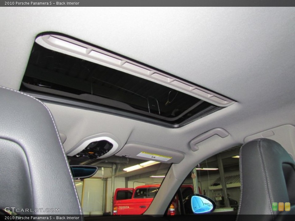 Black Interior Sunroof for the 2010 Porsche Panamera S #59874227