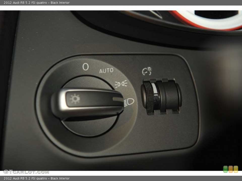 Black Interior Controls for the 2012 Audi R8 5.2 FSI quattro #59876541