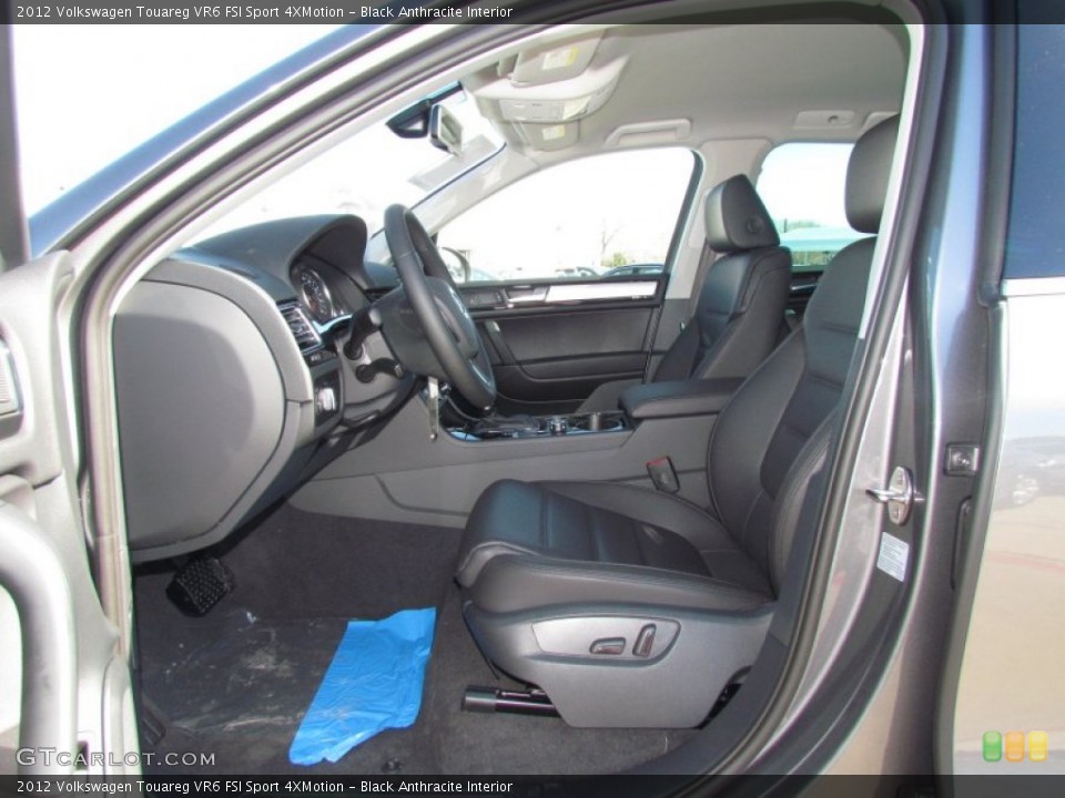 Black Anthracite Interior Photo for the 2012 Volkswagen Touareg VR6 FSI Sport 4XMotion #59902241