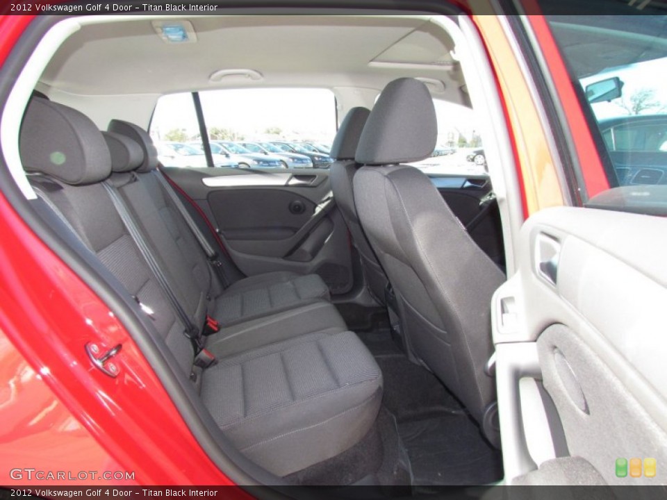 Titan Black Interior Photo for the 2012 Volkswagen Golf 4 Door #59902467