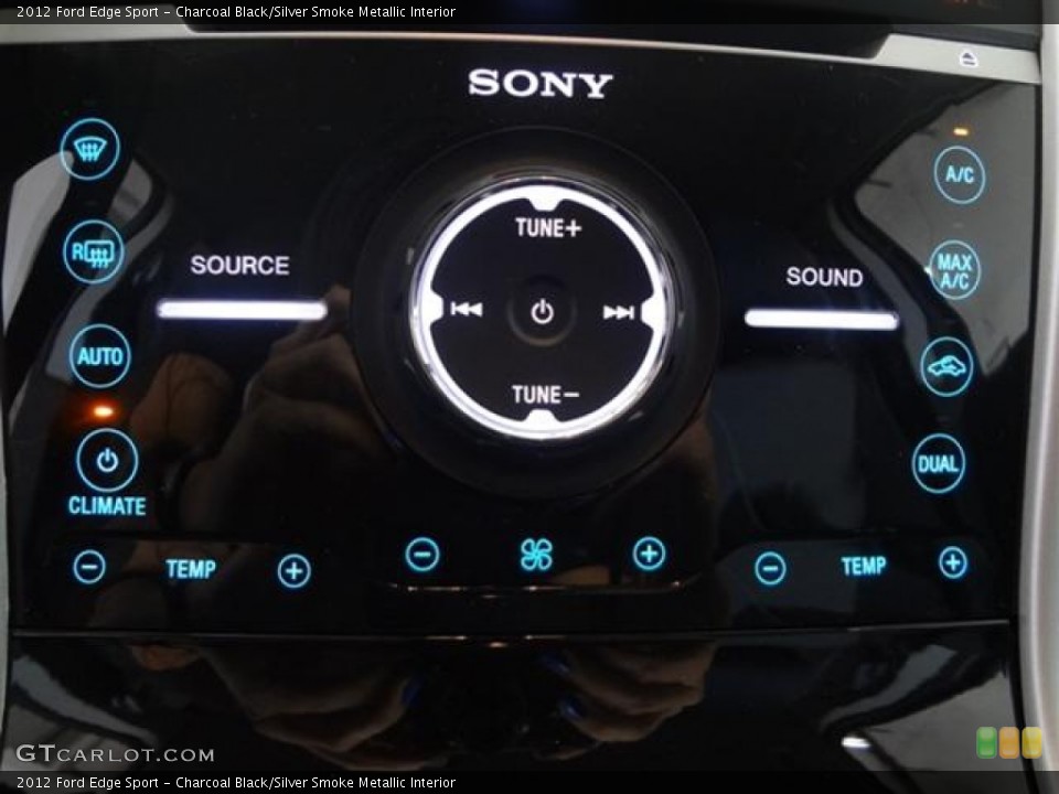 Charcoal Black/Silver Smoke Metallic Interior Controls for the 2012 Ford Edge Sport #59903570