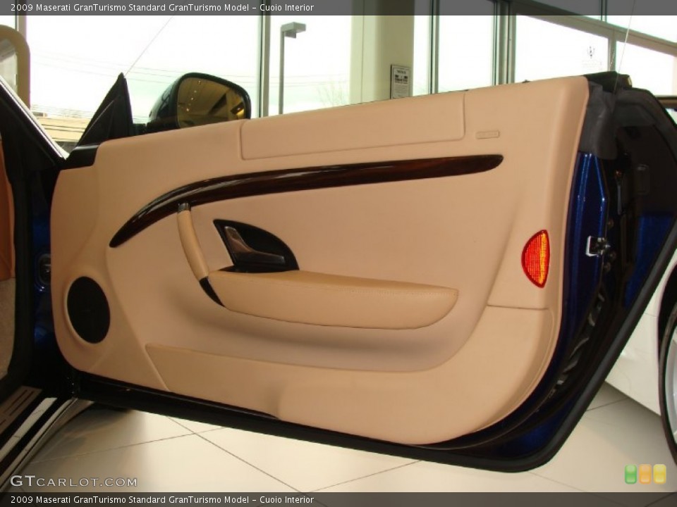 Cuoio Interior Door Panel for the 2009 Maserati GranTurismo  #59908171