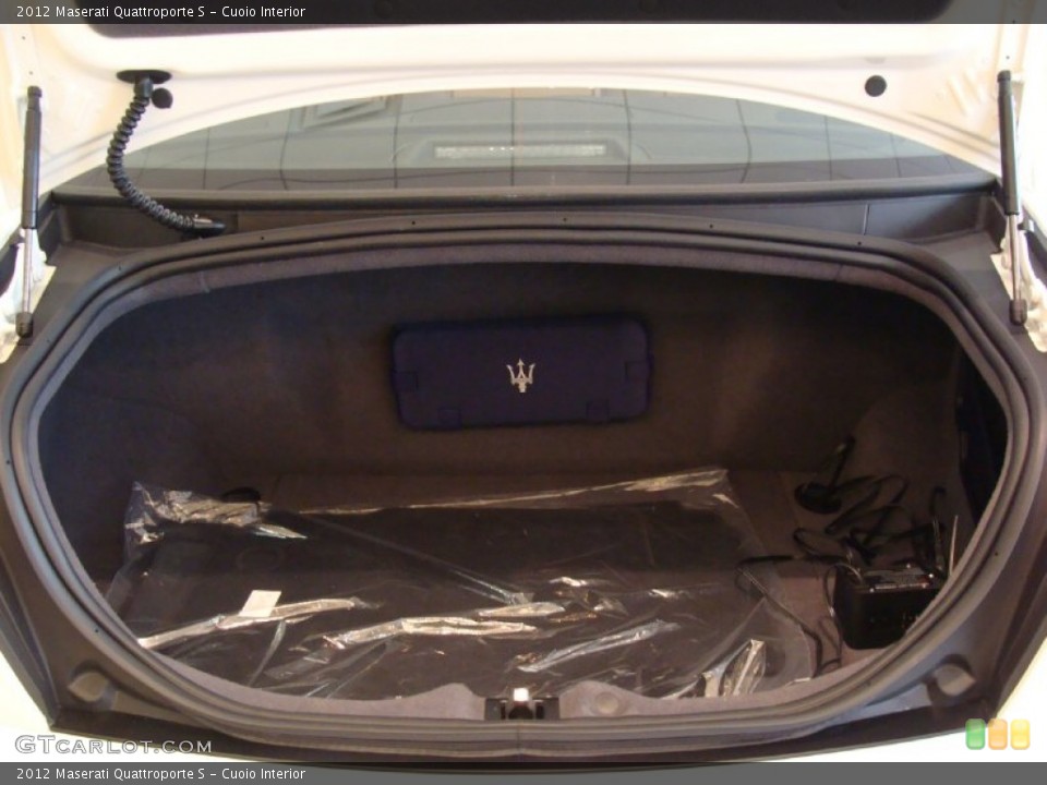 Cuoio Interior Trunk for the 2012 Maserati Quattroporte S #59908406