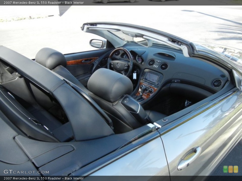 Black Interior Photo for the 2007 Mercedes-Benz SL 550 Roadster #59912624