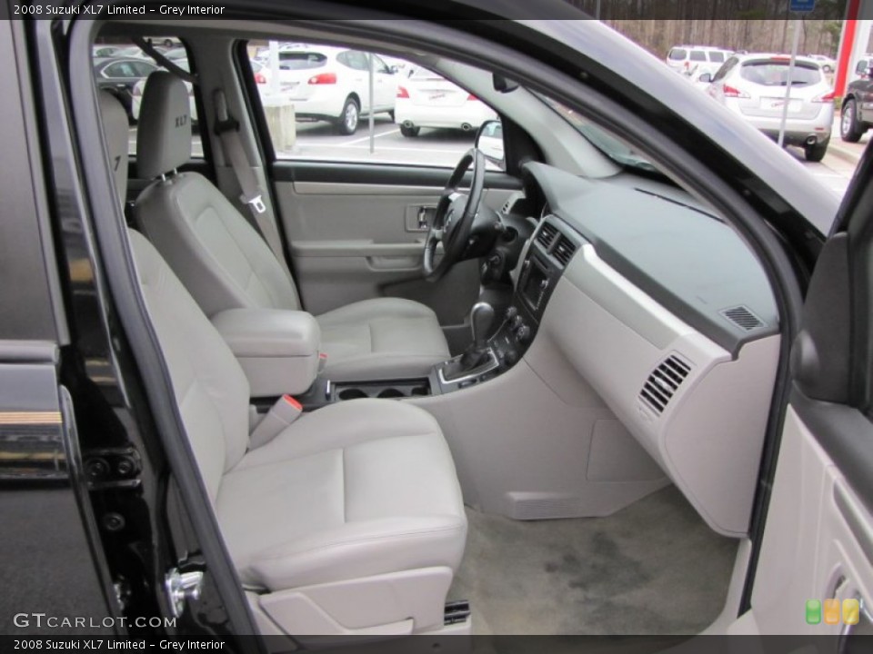 Grey Interior Photo for the 2008 Suzuki XL7 Limited #59922242