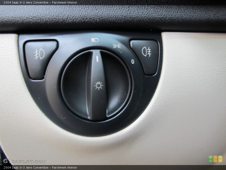 Parchment Interior Controls for the 2004 Saab 9-3 Aero Convertible #59928317