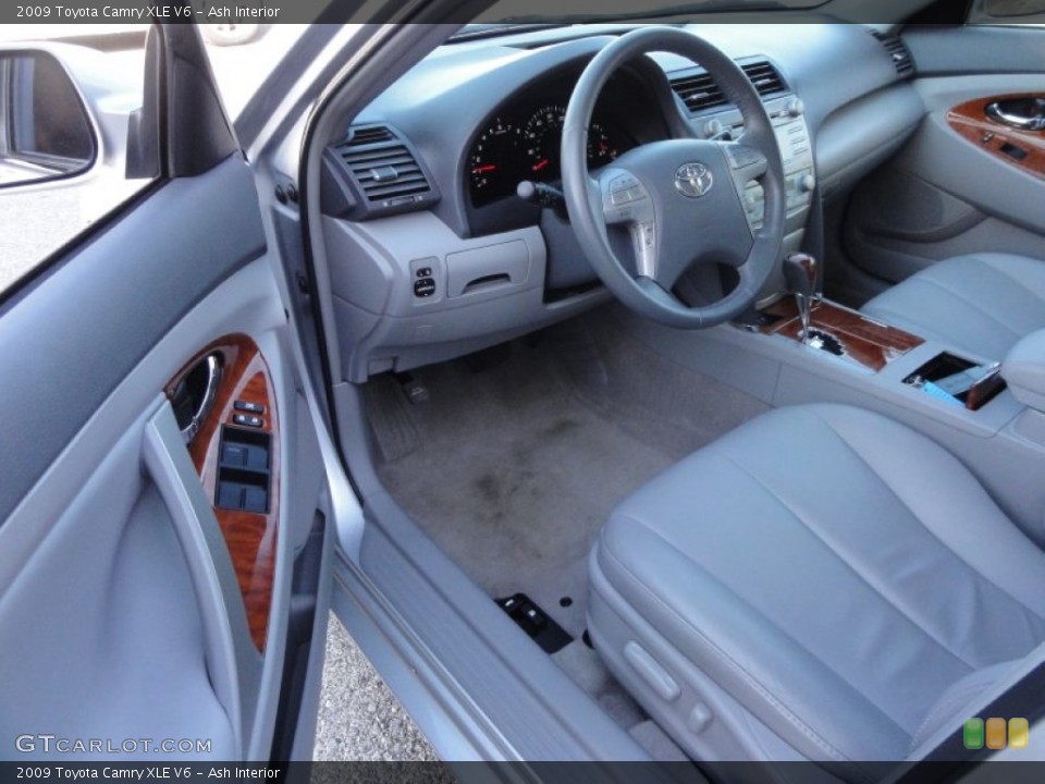 Ash Interior Photo for the 2009 Toyota Camry XLE V6 #59933645