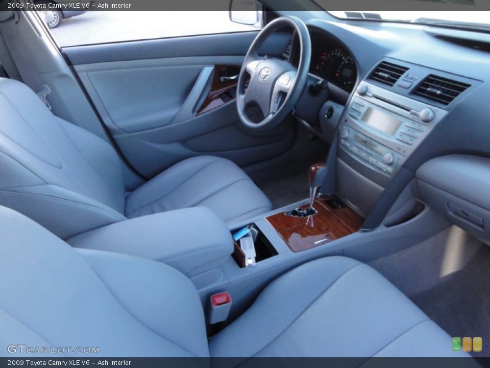 Ash Interior Photo for the 2009 Toyota Camry XLE V6 #59933697