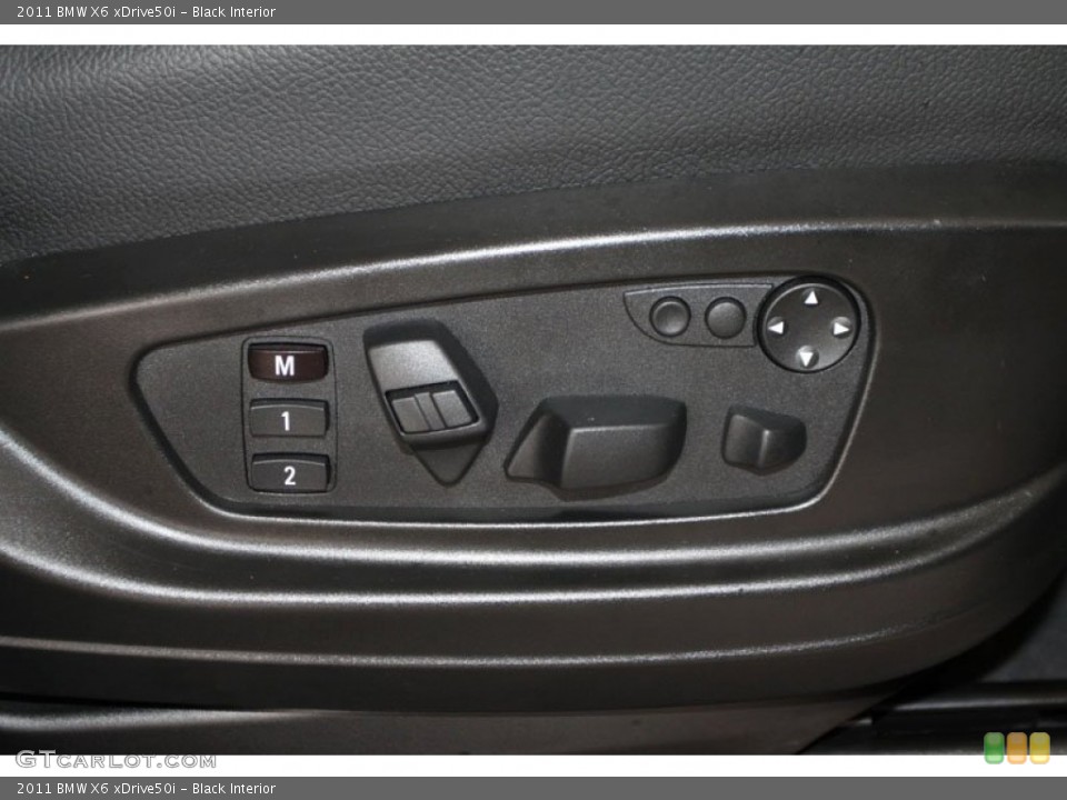 Black Interior Controls for the 2011 BMW X6 xDrive50i #59934344
