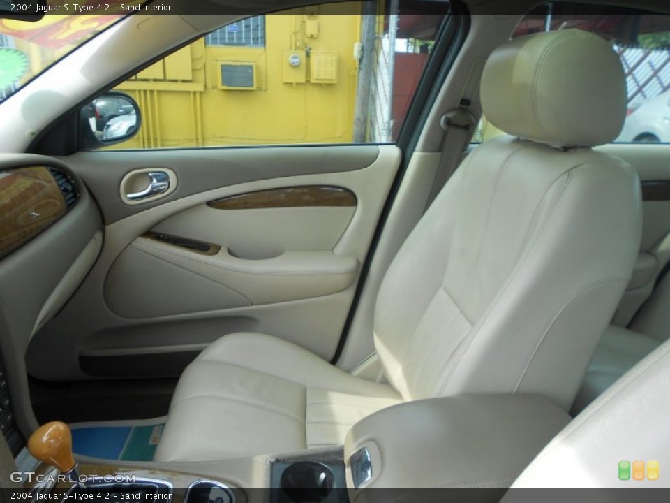 Sand Interior Photo for the 2004 Jaguar S-Type 4.2 #59938235