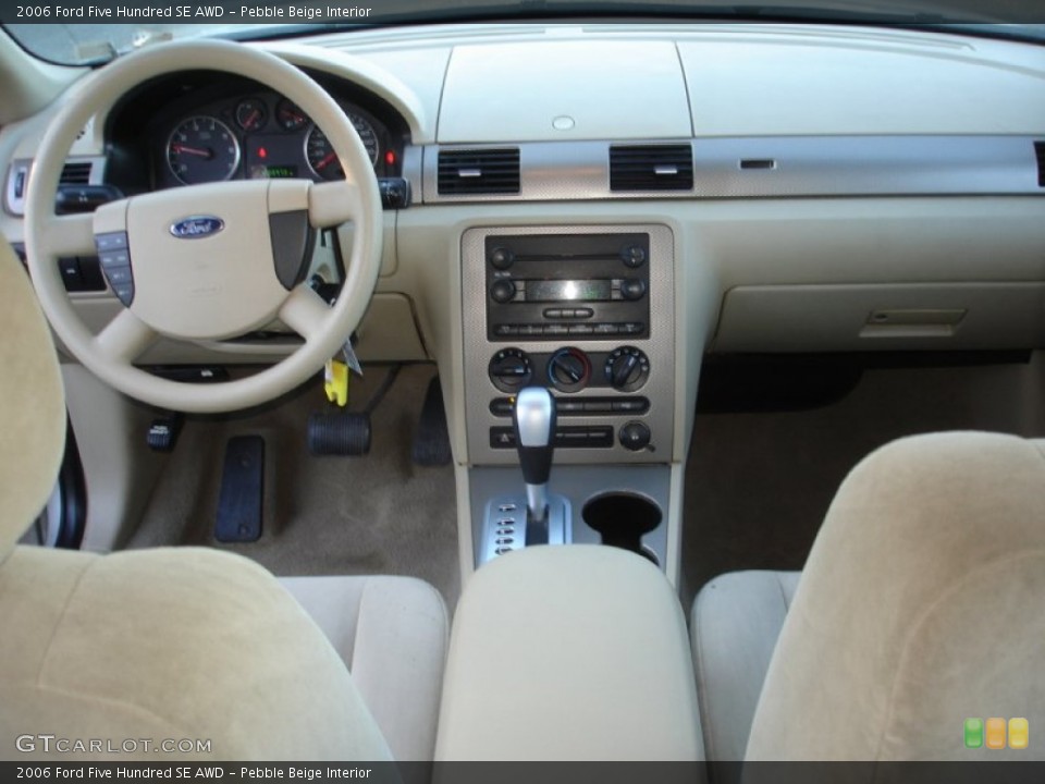 Pebble Beige Interior Dashboard for the 2006 Ford Five Hundred SE AWD #59939564