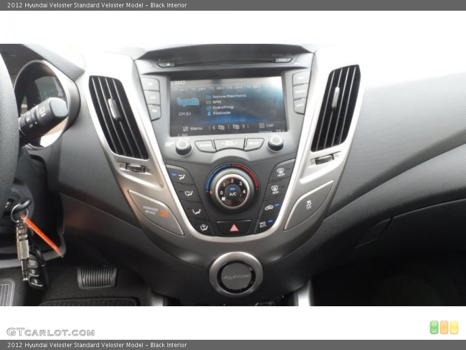 Black Interior Controls for the 2012 Hyundai Veloster  #59946632