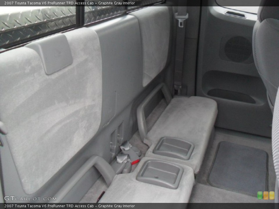 Graphite Gray Interior Photo for the 2007 Toyota Tacoma V6 PreRunner TRD Access Cab #59953591