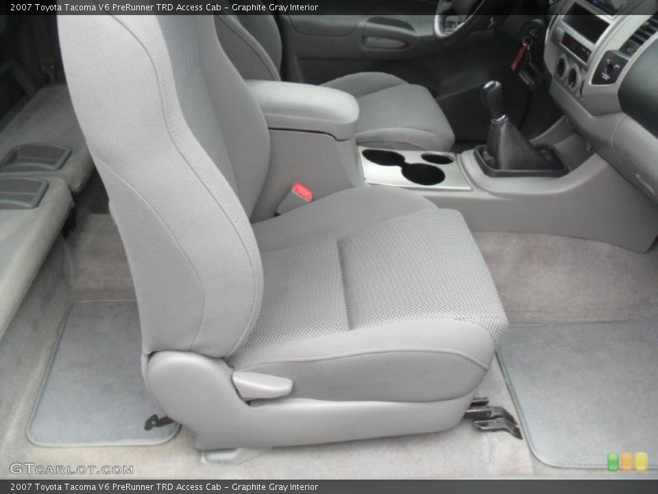 Graphite Gray Interior Photo for the 2007 Toyota Tacoma V6 PreRunner TRD Access Cab #59953604