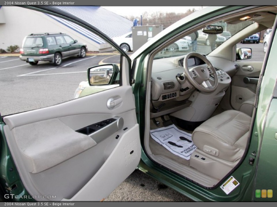 Beige Interior Photo for the 2004 Nissan Quest 3.5 SE #59967422
