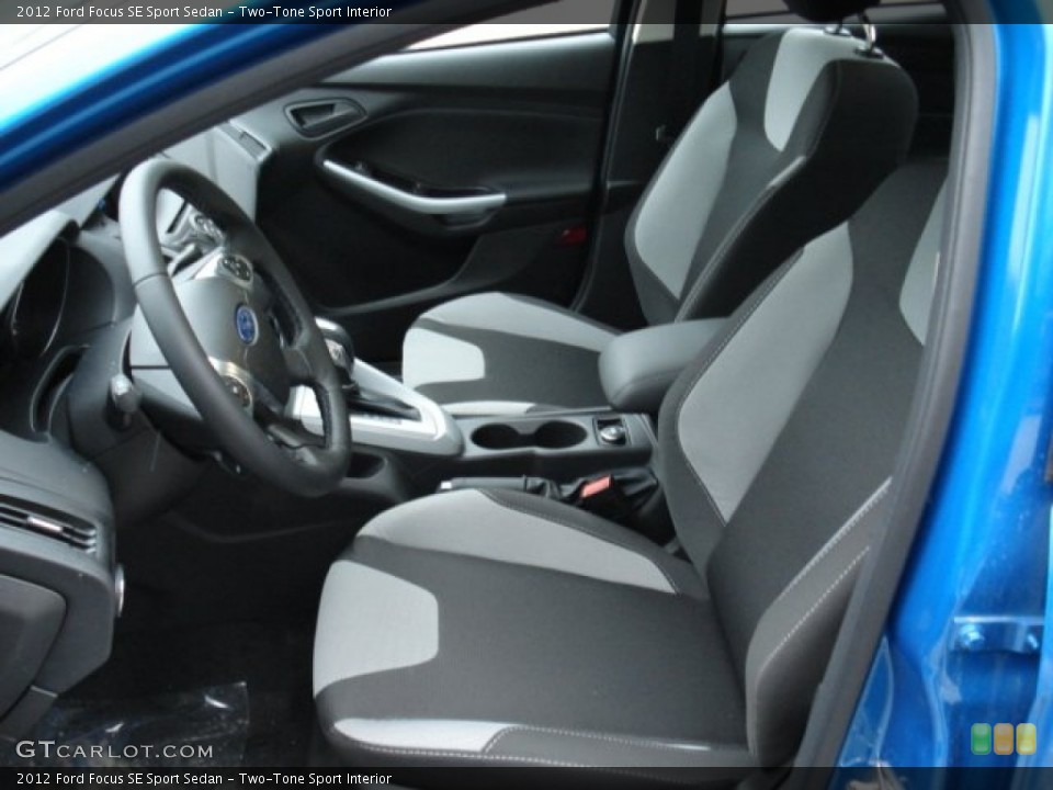 Two-Tone Sport Interior Photo for the 2012 Ford Focus SE Sport Sedan #59968575