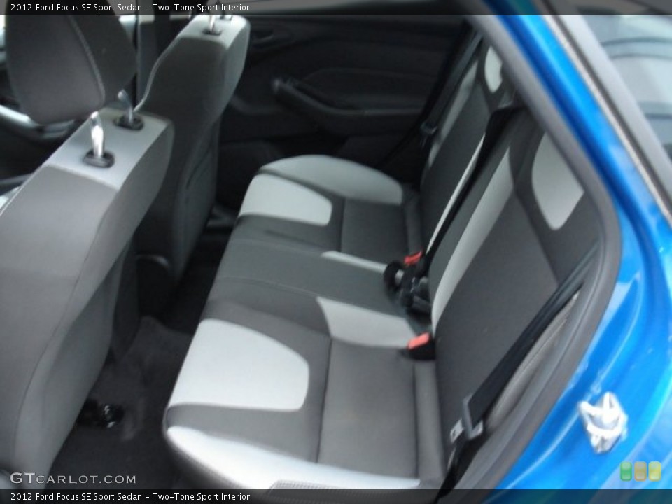 Two-Tone Sport Interior Photo for the 2012 Ford Focus SE Sport Sedan #59968593
