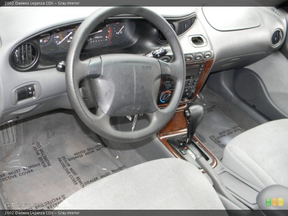 Gray Interior Dashboard For The 2002 Daewoo Leganza Cdx