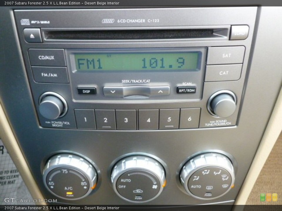 Desert Beige Interior Controls for the 2007 Subaru Forester 2.5 X L.L.Bean Edition #59985069