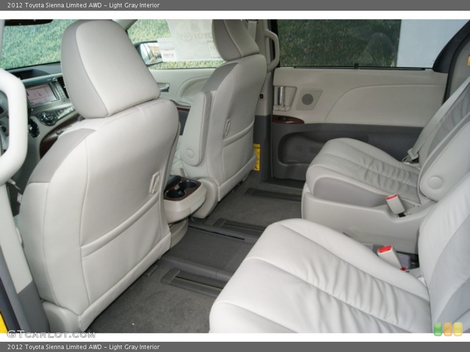 Light Gray Interior Photo for the 2012 Toyota Sienna Limited AWD #59988090